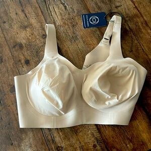 Evelyn Bobbie Beyond Bra Large, nude
